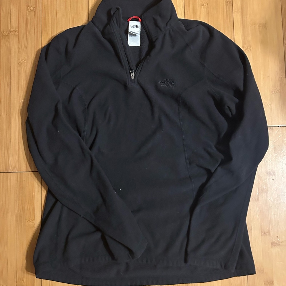 The North Face Women’s Fleece Black Zip-Up Sweater